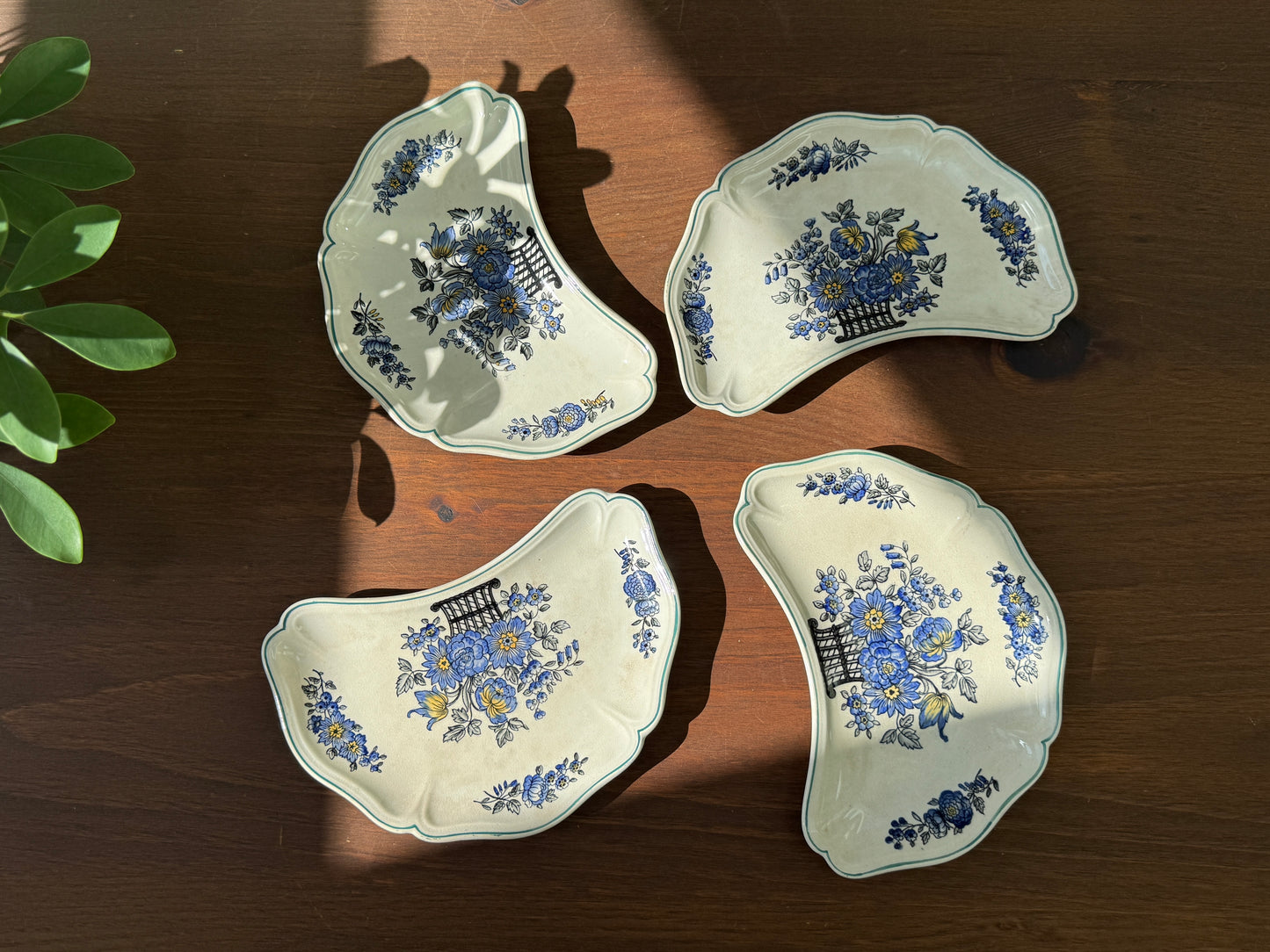 Antique Wedgwood Crescent Plates, Set of 4 – “Floral” Pattern | 1916