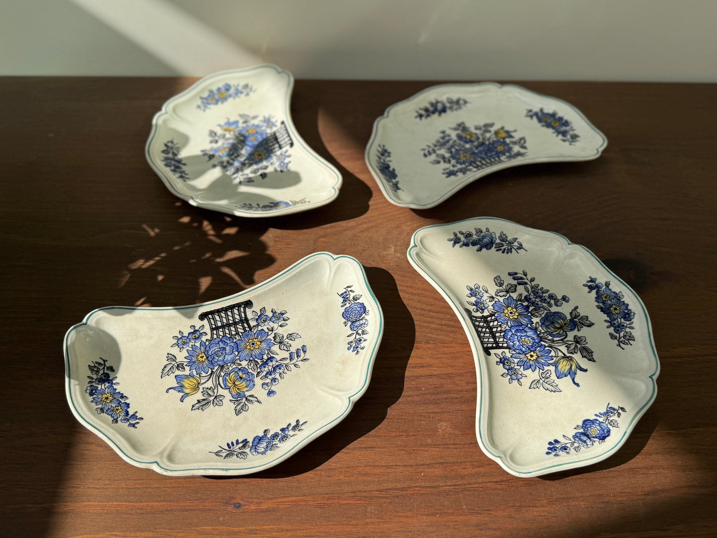 アンティーク、ウェッジウッド クレセントプレート(4枚セット)|1916年