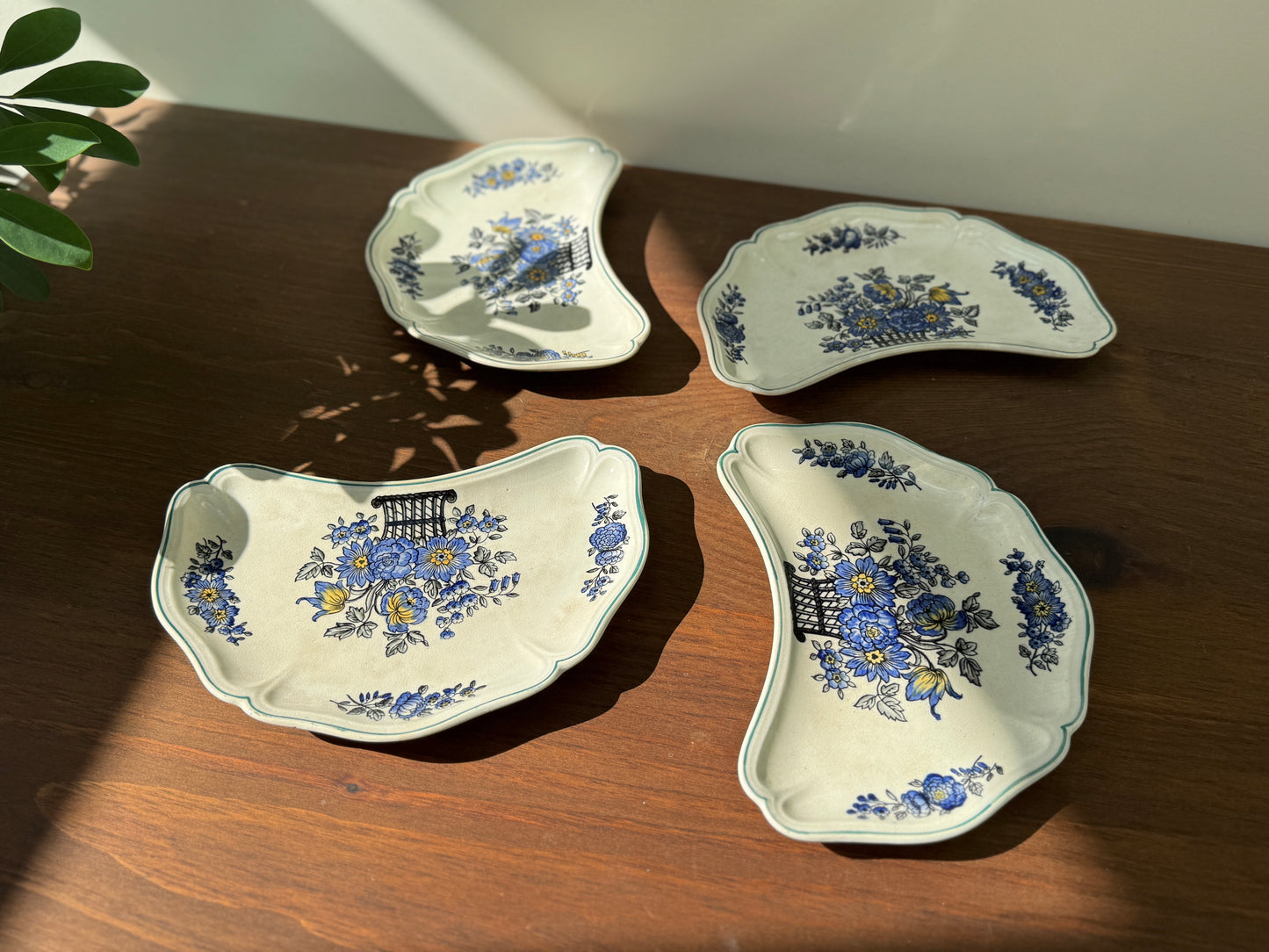 アンティーク、ウェッジウッド クレセントプレート(4枚セット)|1916年