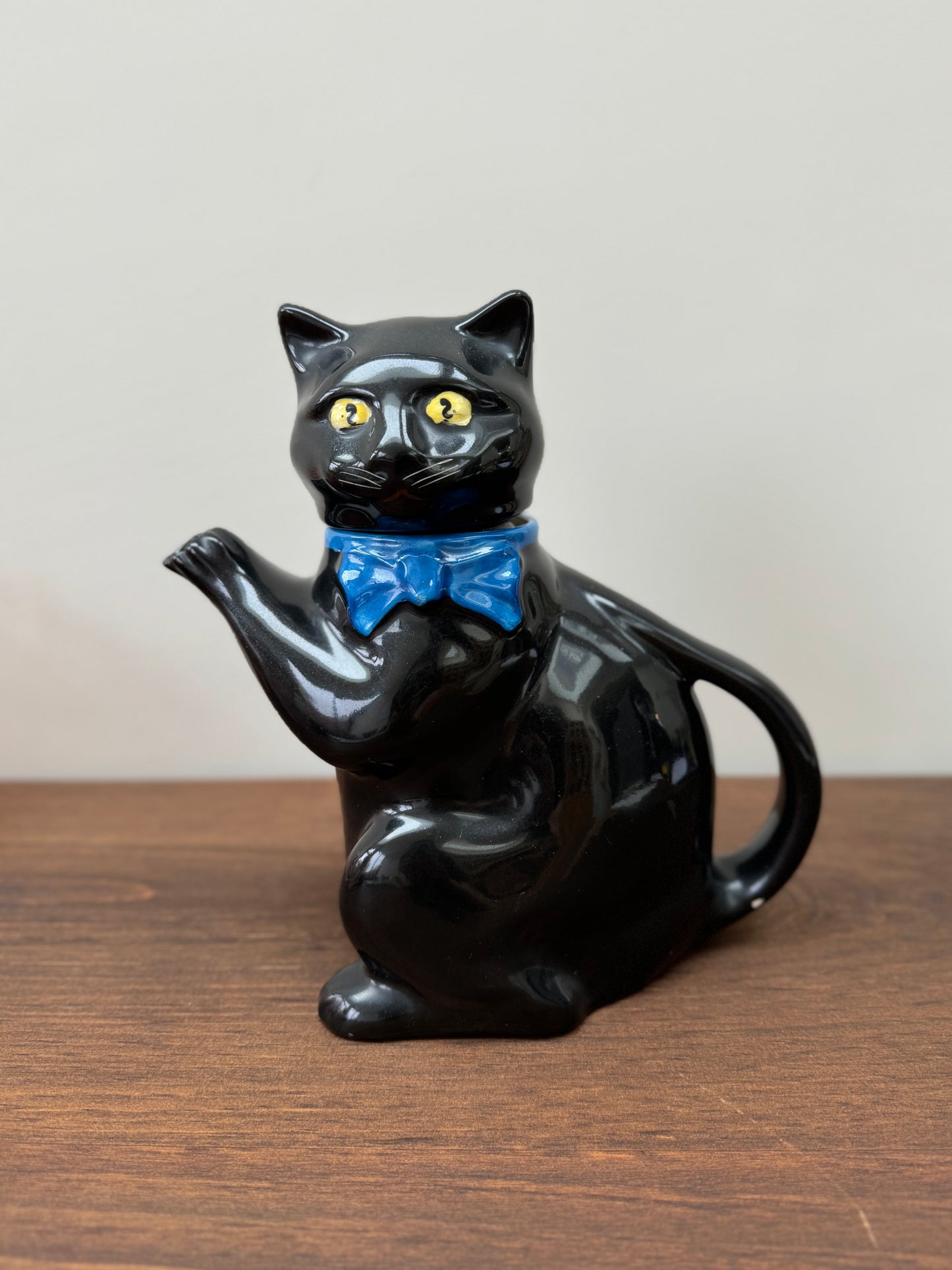 Pussyfoot Black Cat Teapot by Wood and Sons, circa 1920s, Staffordshire, England