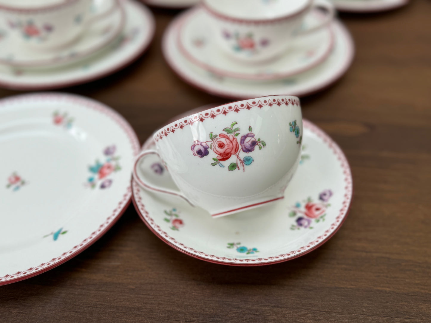 Victorian Teacup Trio - Hawkins in Henley on Thames