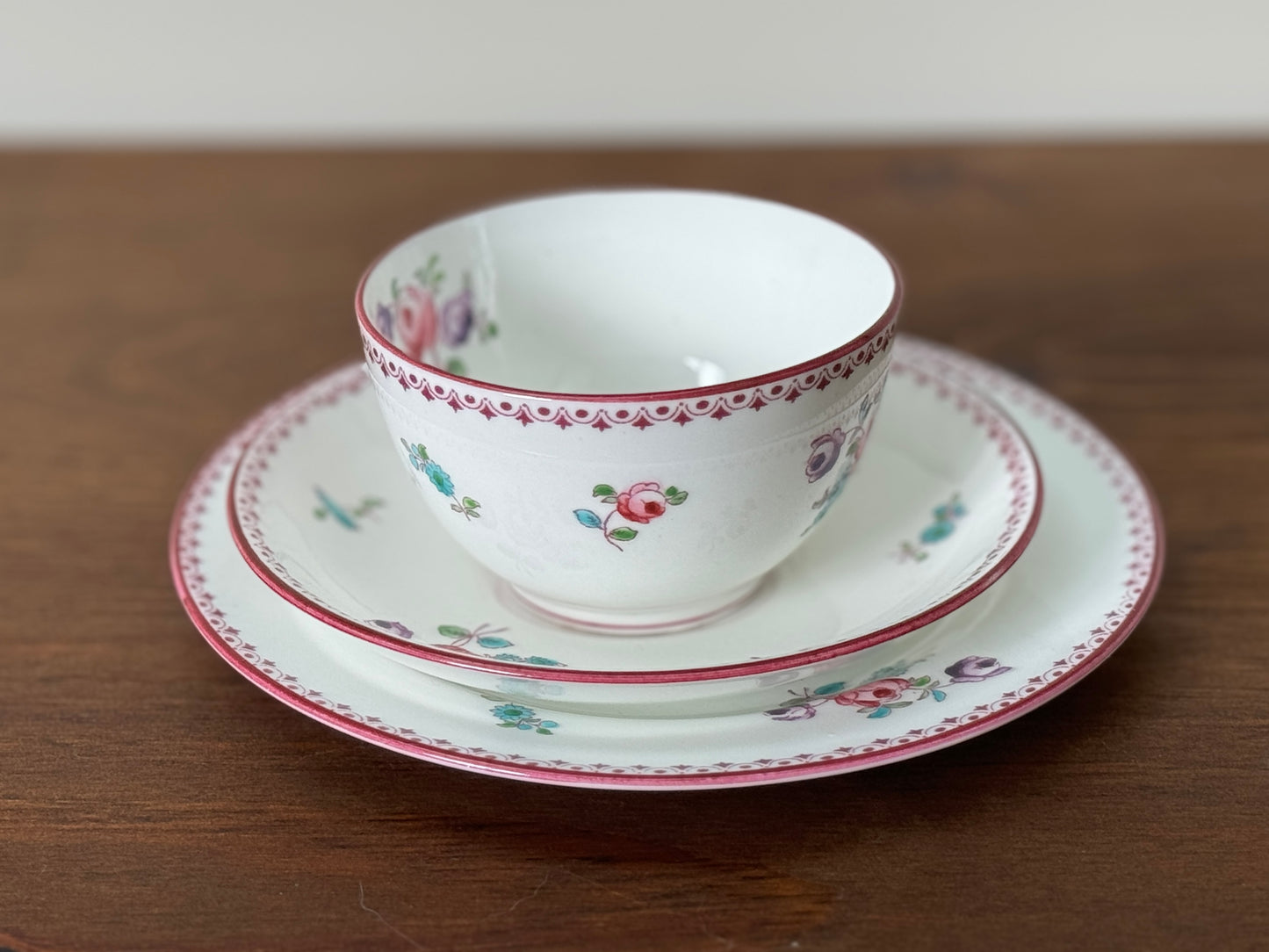 Victorian Teacup Trio - Hawkins in Henley on Thames