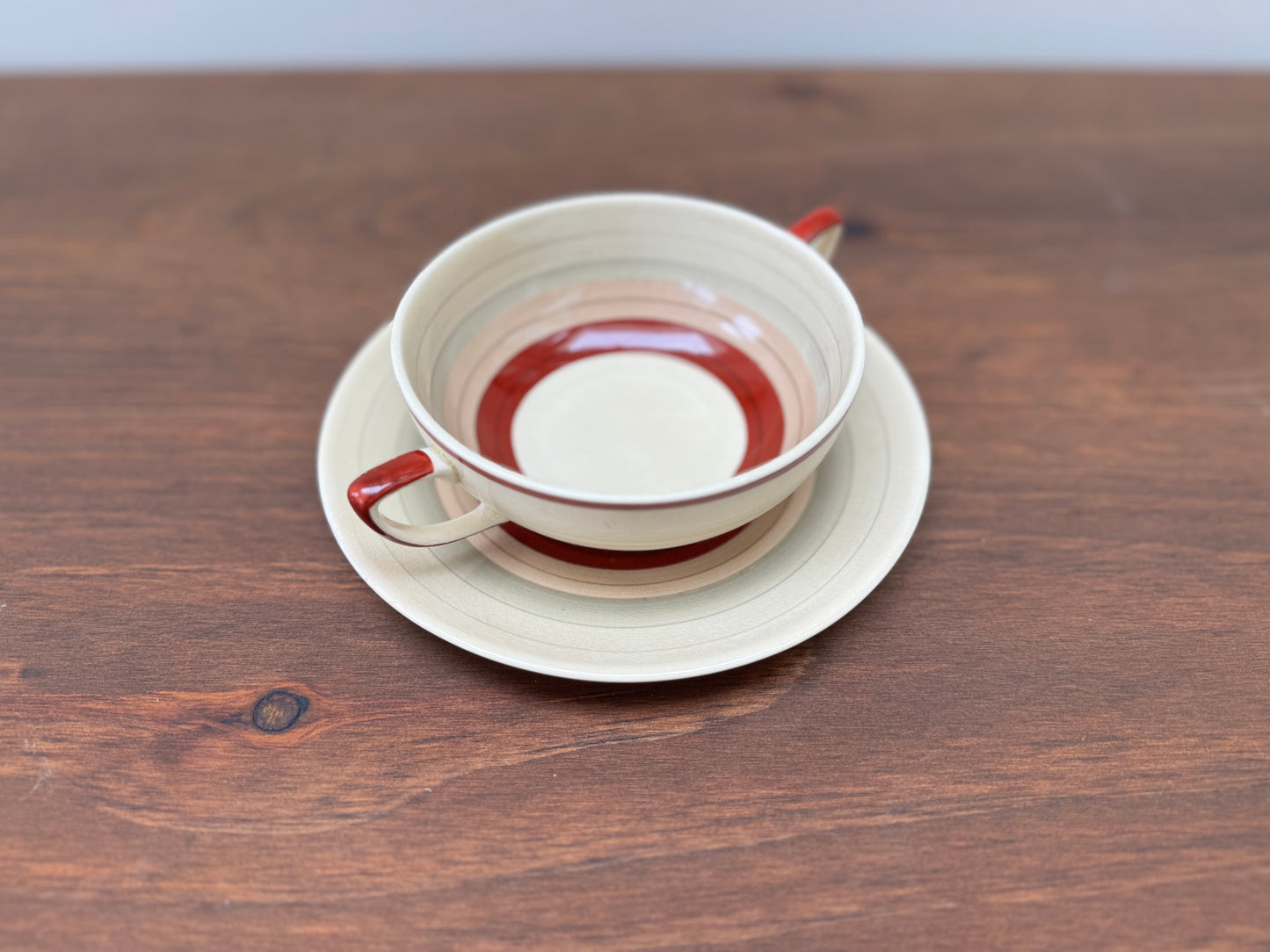 Susie Cooper Crown Works Burslem ‘Wedding Band’ Kestrel Shape Soup Cup & Saucer, C.1930s