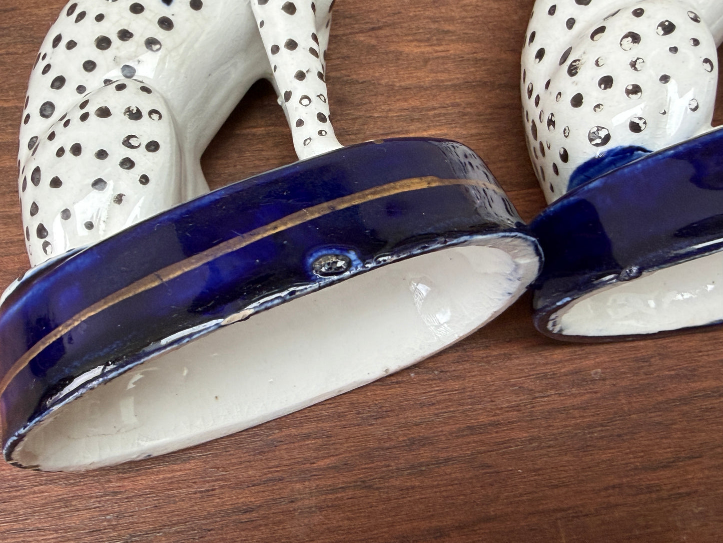 アンティーク、スタッフォードシャーのダルメシアン犬のペア|1850年代頃