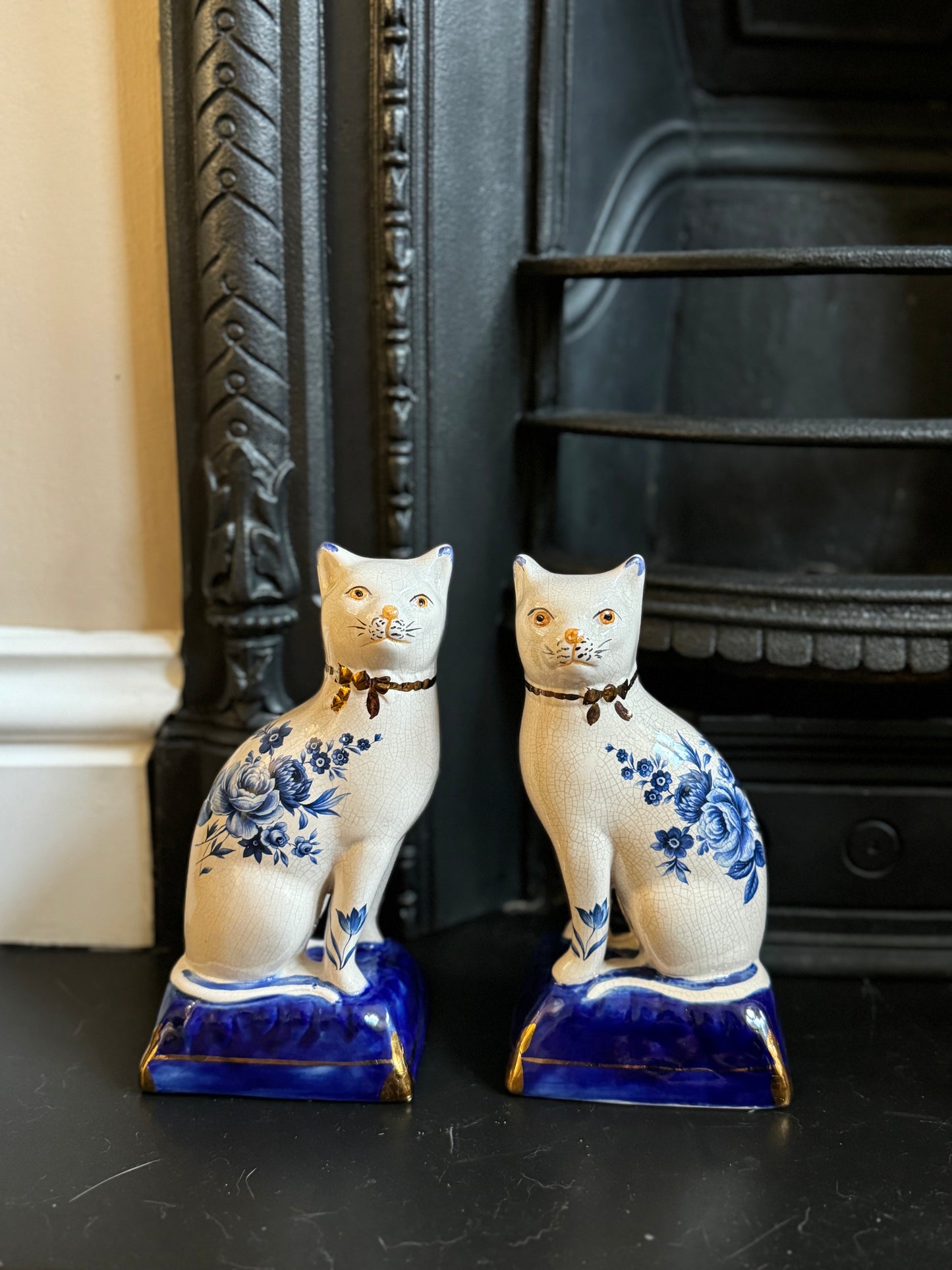 Pair of Vintage Staffordshire Cats on Blue Cushions with Rare Floral Pattern | 18.5cm
