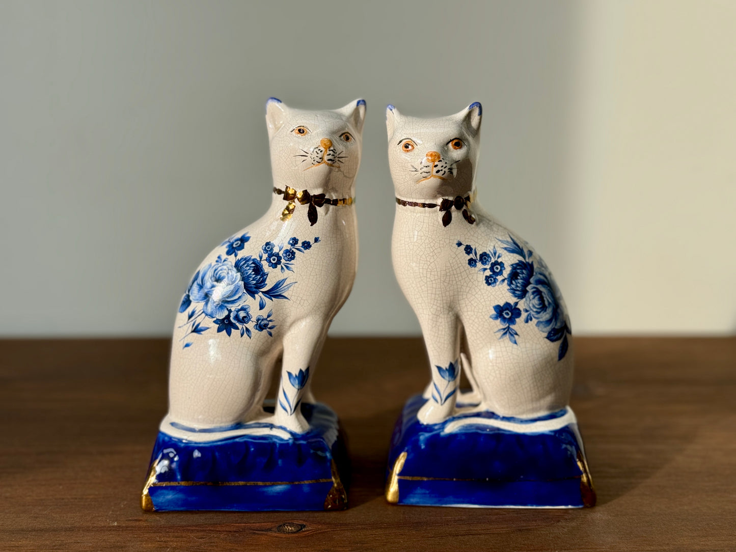 Pair of Vintage Staffordshire Cats on Blue Cushions with Rare Floral Pattern | 18.5cm