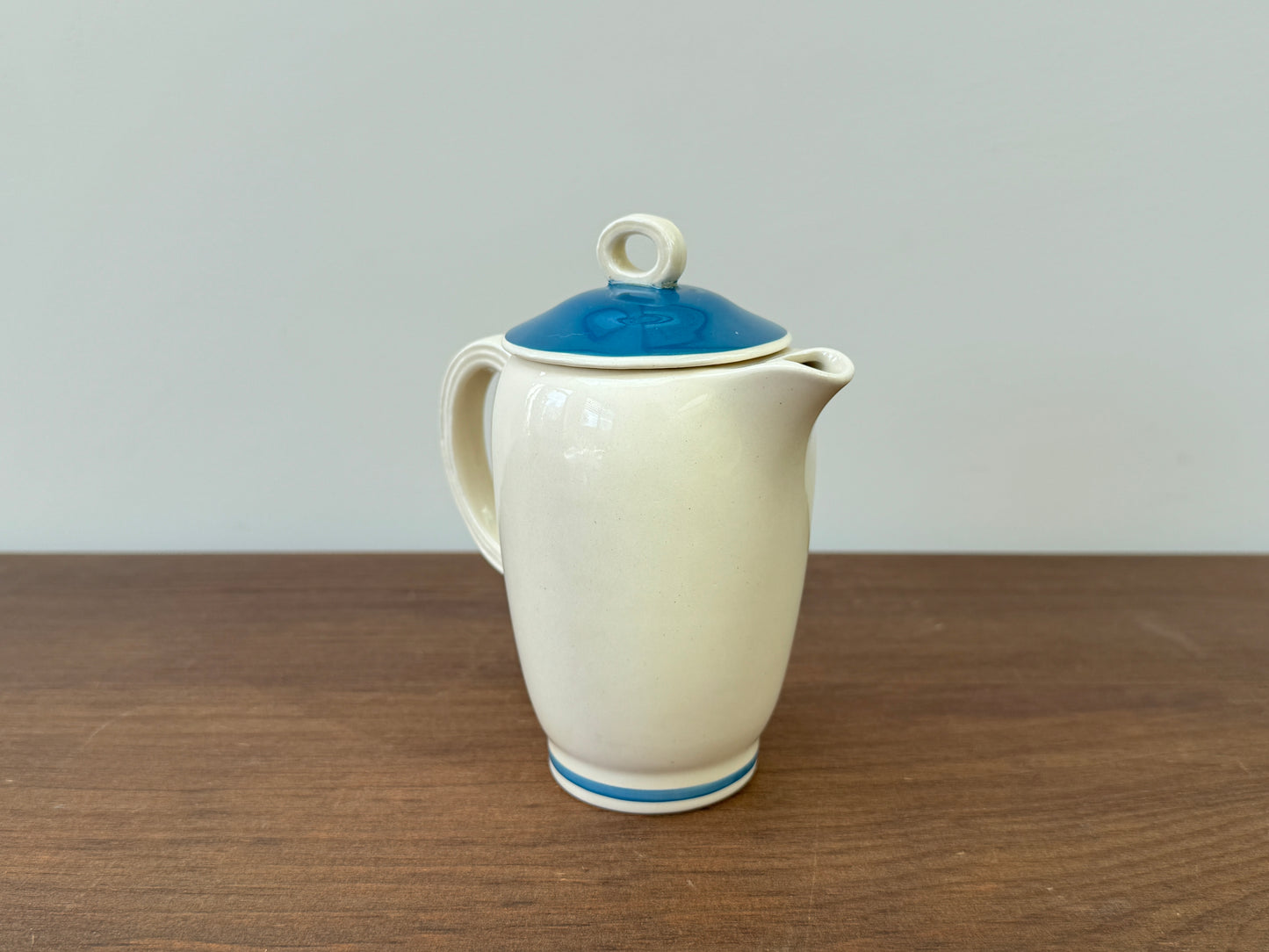 スージークーパー、ターコイズのバンド柄コーヒーポットとトーストラックのセット|C.1938年/パターンNo.1579