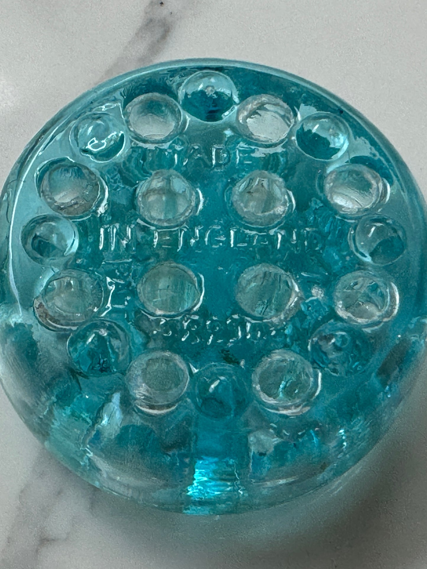 デヴィッドソン社製ヴィンテージ・プレスドガラスの花器|花留め付き(ブルー)c.1931年頃