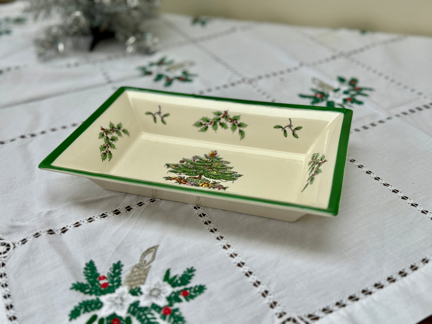 ヴィンテージ、スポード社「クリスマスツリー」シリーズの長方形ボウル(1987年製)