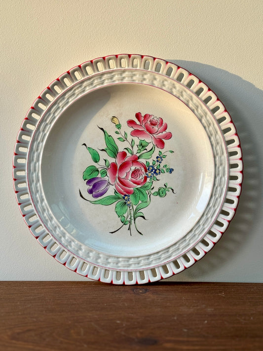 French Dinner Plate: by KG Luneville France - Old Strasbourg c.1890s