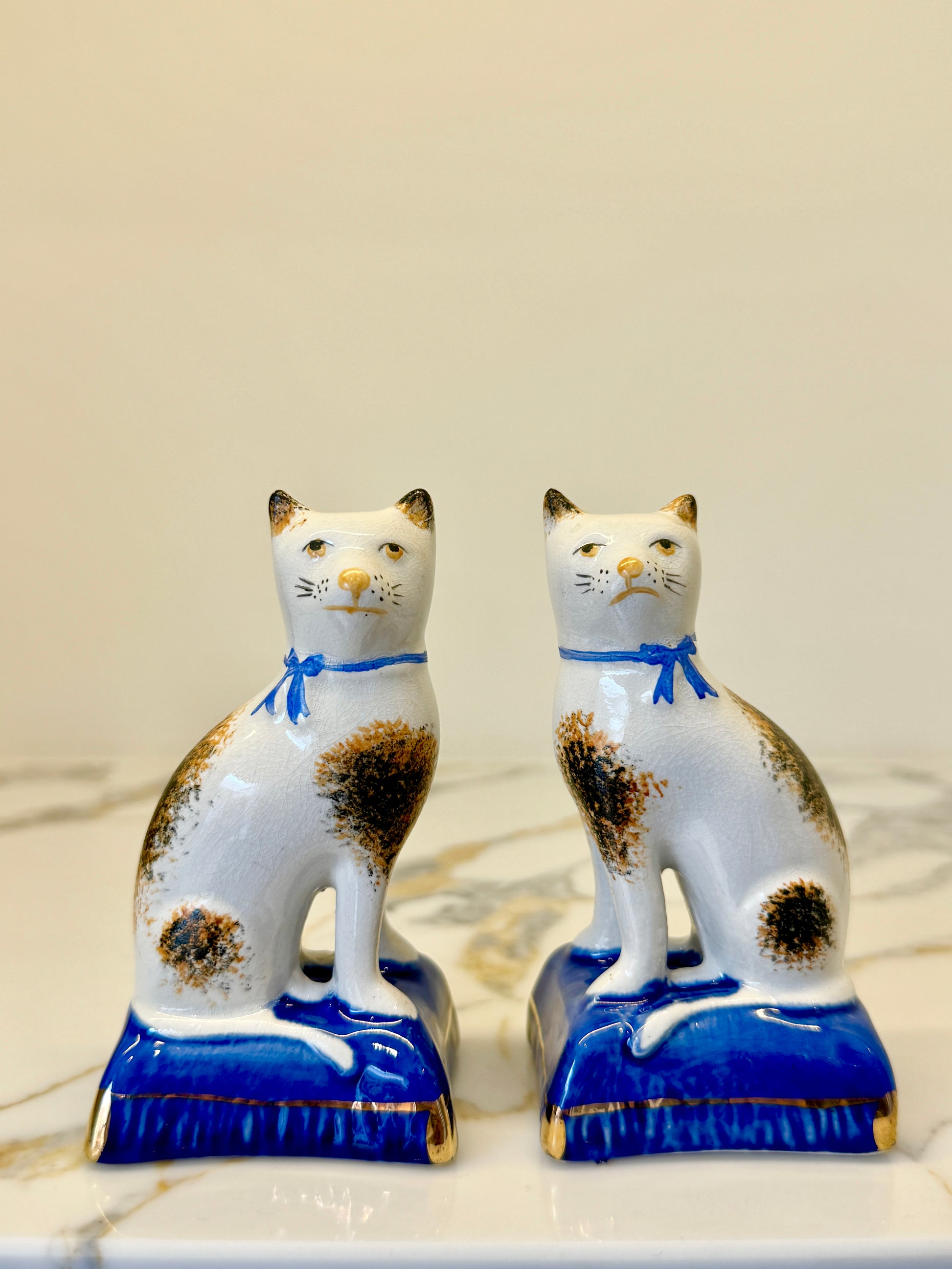 ヴィンテージ　アンティーク　スタッフォードシャーキャット　Vintage Antique Staffordshire Cats My Happy London Home マイ・ハッピー・ロンドン・ホーム　