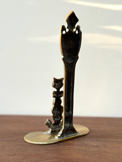 アンティーク、真鍮製レターホルダー「チェシャ猫とチェシャ州の紋章」｜エドワーディアン期