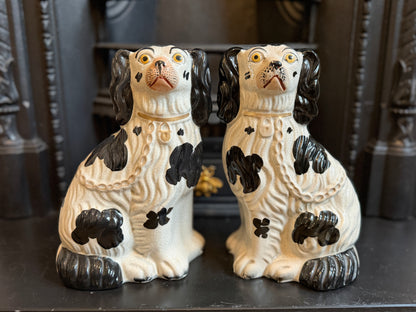 アンティーク、スタッフォードシャードッグ（スパニエル）ペア｜1850年頃