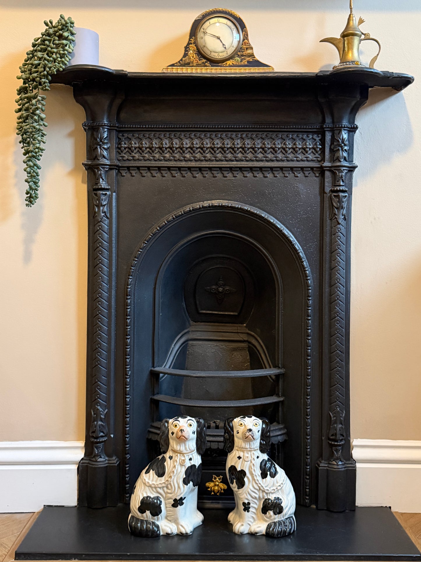 アンティーク、スタッフォードシャードッグ（スパニエル）ペア｜1850年頃