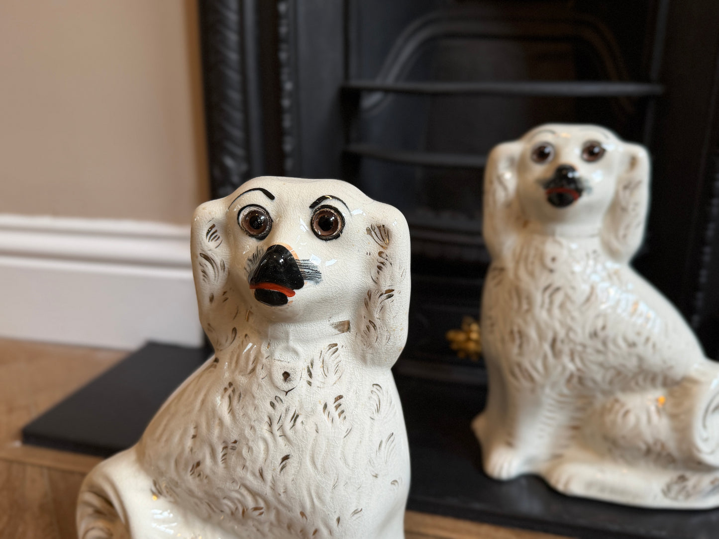 アンティーク、スタッフォードシャードッグ ガラスアイ・スパニエル（ペア）｜1890年頃