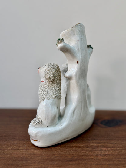 アンティーク、スタッフォードシャー プードルのスピルベース