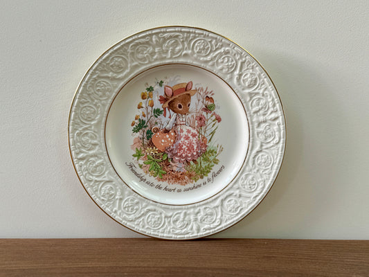 Crown_Devon_Decorative_Plate_Mouse_in_Floral_Dress_1960s_1970s_Vintage