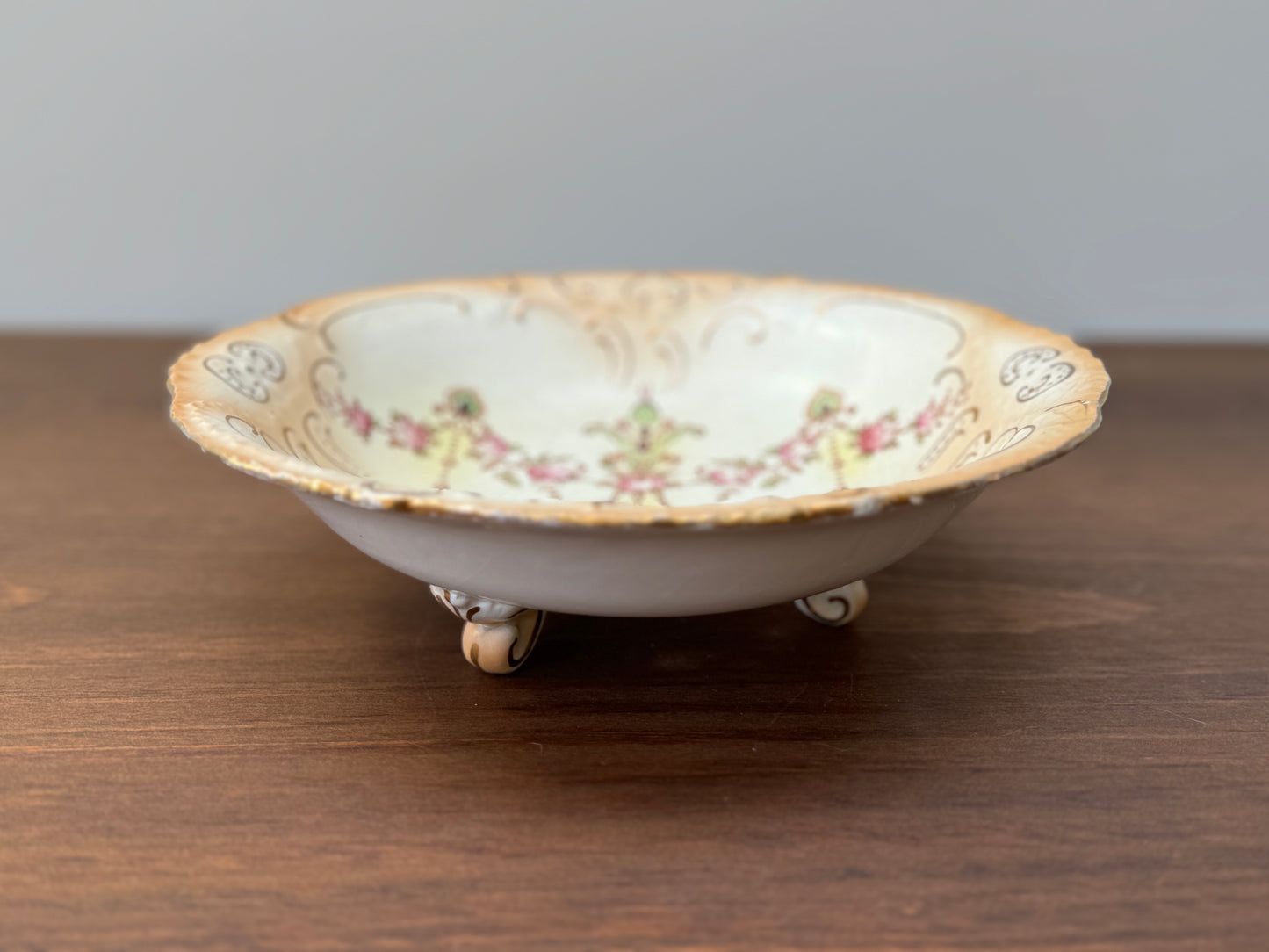 Crown Devon "ETNA" Series Footed Draining Bowl - C.1910