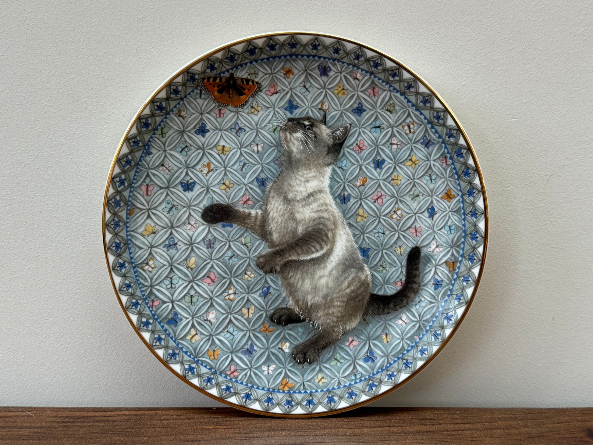 Aynsley ‘Meet My Kittens’ Plate by Lesley Anne Ivory - August - Amon-Ra (Ra-Ra), 1990-Plate-Aynsley-My Happy London Home