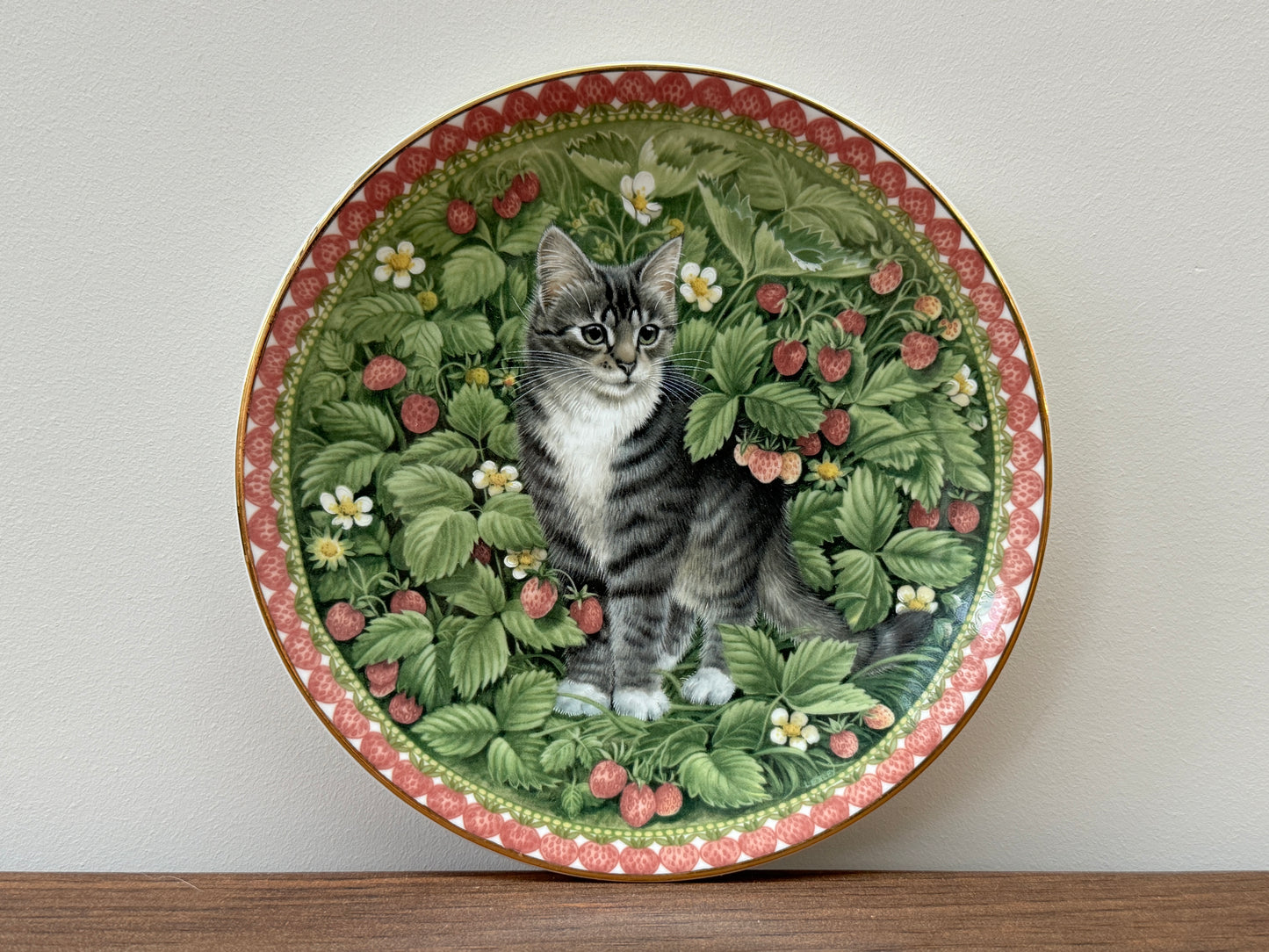 Aynsley ‘Meet My Kittens’ Plate by Lesley Anne Ivory - July - Gemma, 1990-Plate-Aynsley-My Happy London Home