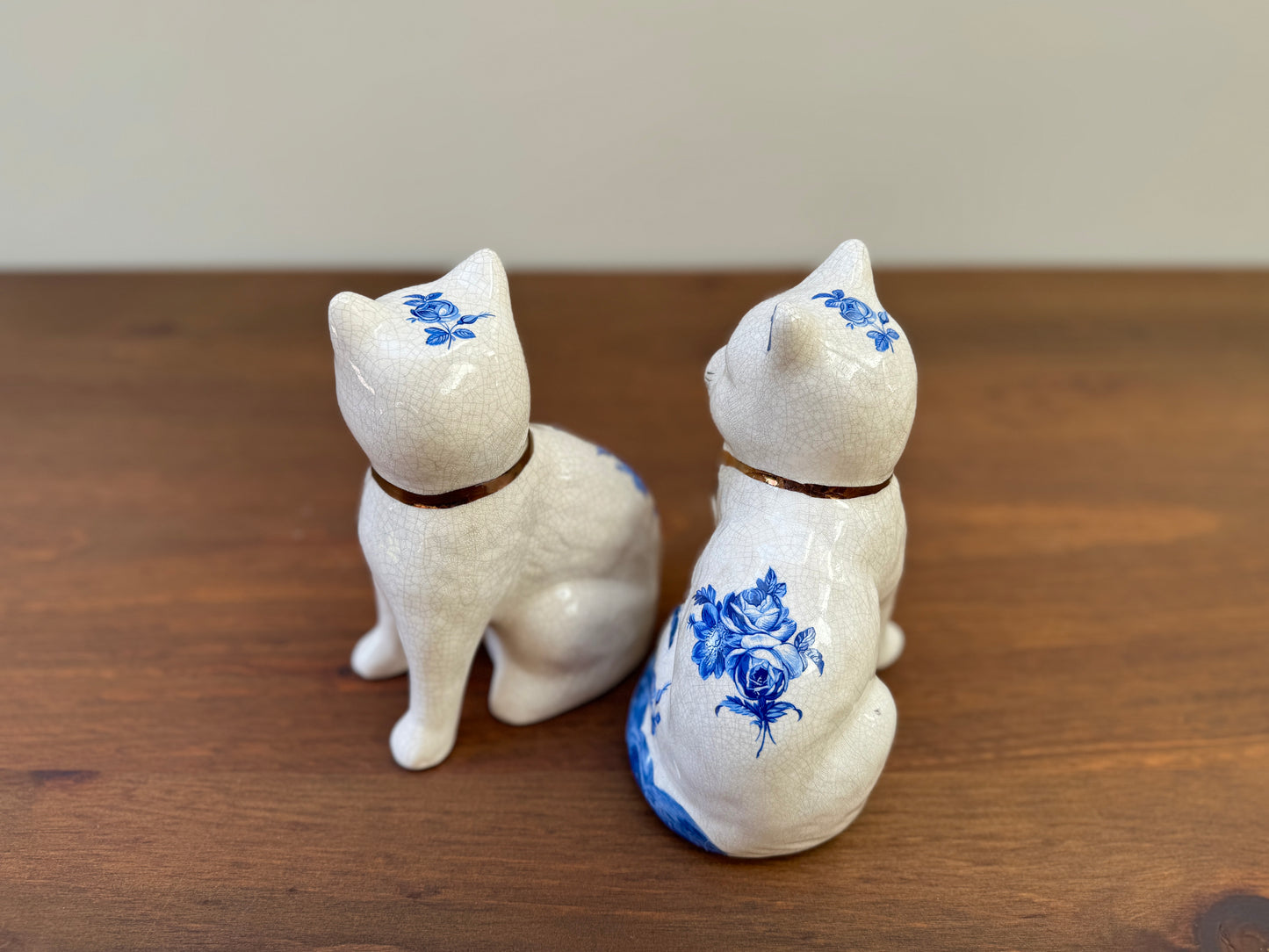 Pair of Staffordshire Cats by William Kent with Blue Floral Pattern, C.1940s