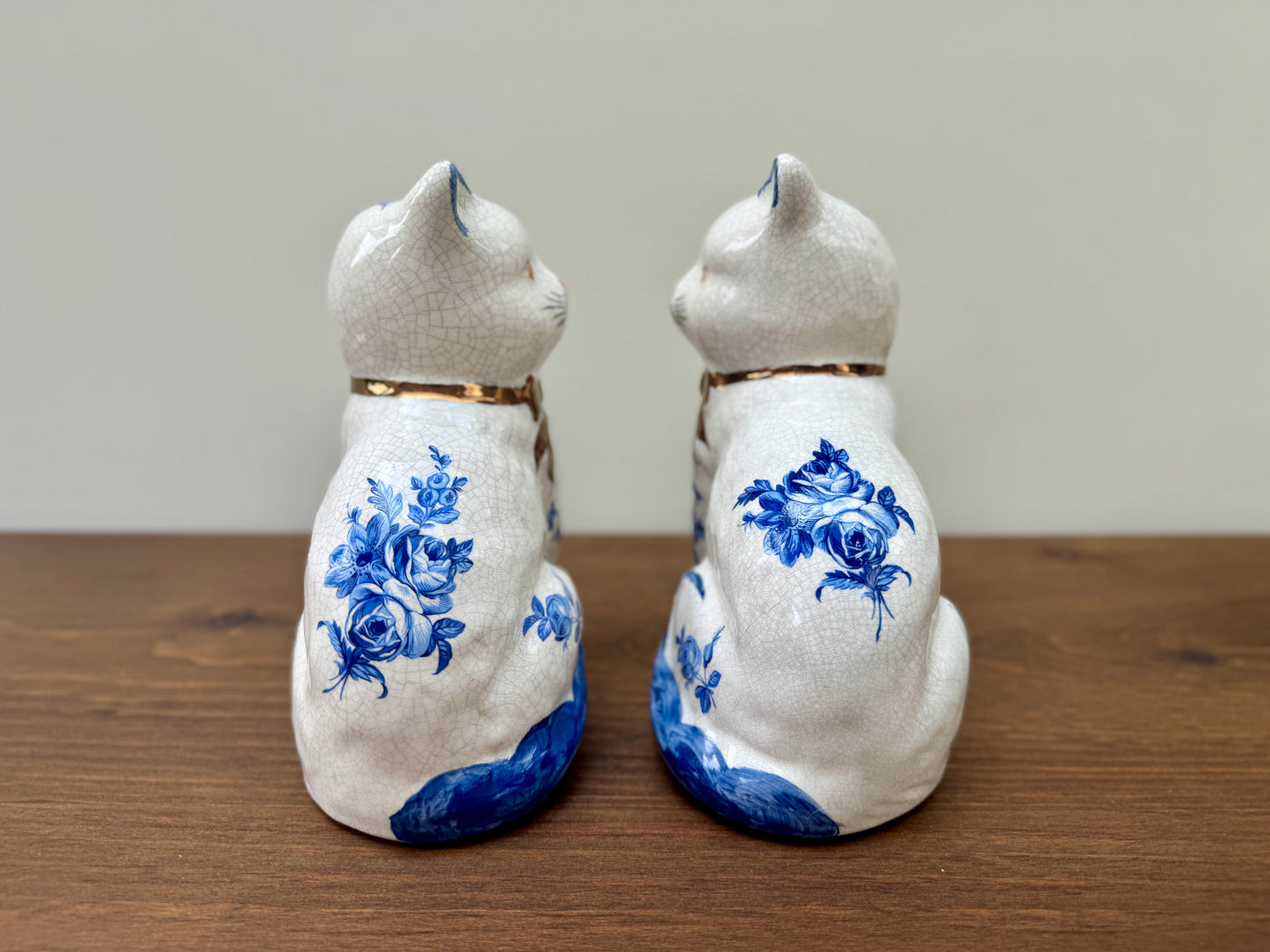 Pair of Staffordshire Cats by William Kent with Blue Floral Pattern, C.1940s