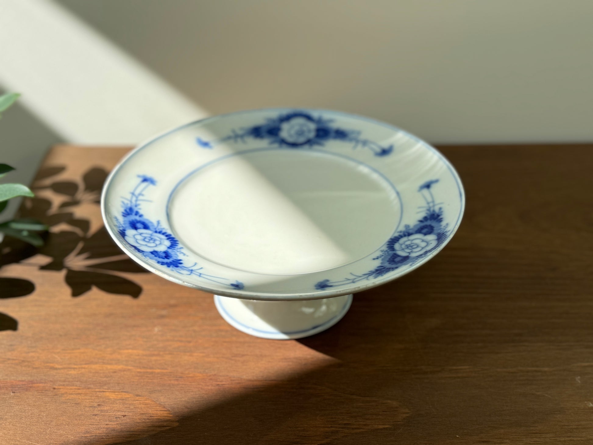 Antique Footed Cake Stand with Blue Floral Pattern-Cake Stand-My Happy London Home-My Happy London Home