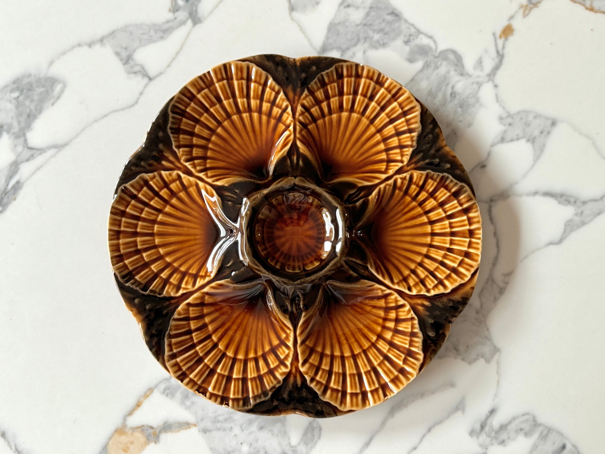 Vintage French Sarreguemines Faience Oyster Plates with Scalloped Edge-Plate-Sarreguemines-Oyster plate-My Happy London Home