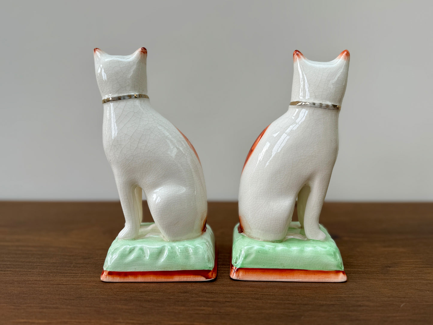 Pair of Large Antique Staffordshire Cats on Green & Orange Cushions - Victorian Style (Large,18cm)