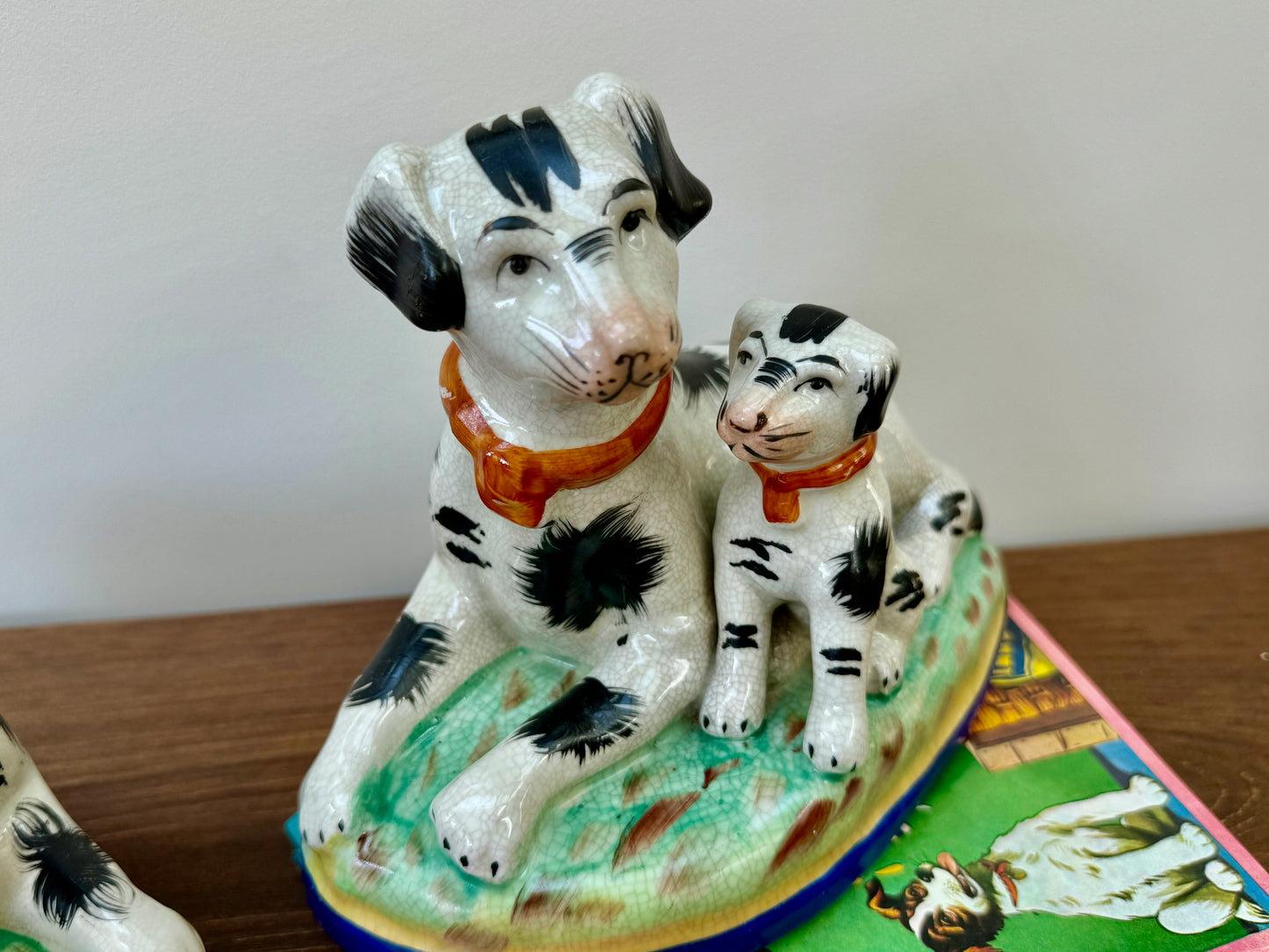 Rare Pair of Staffordshire Dogs with Puppies – Handpainted, Vintage Design