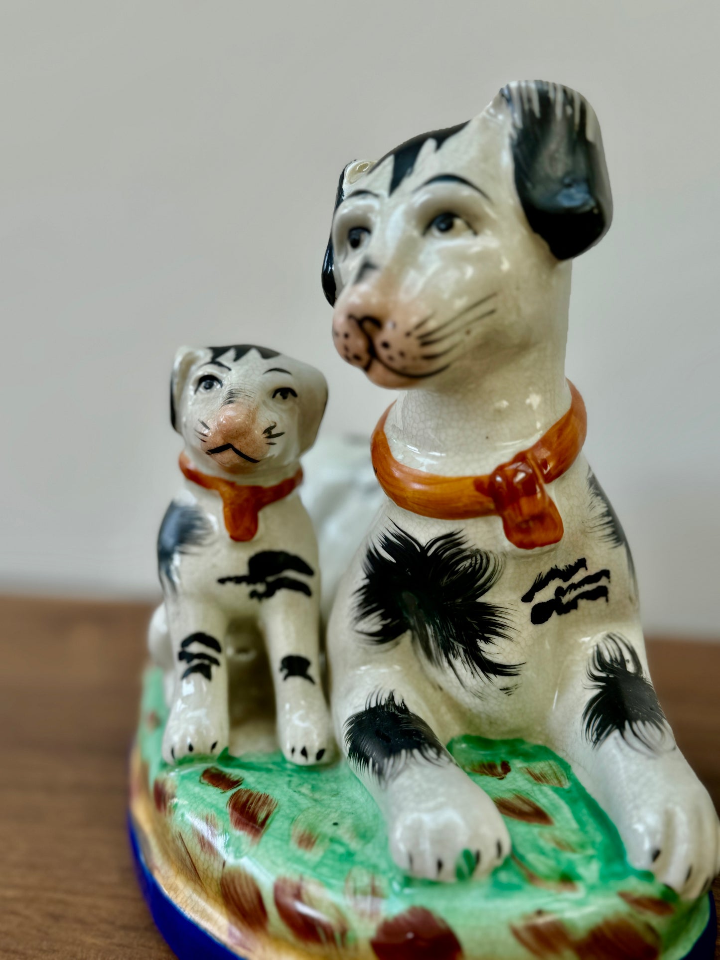 Rare Pair of Staffordshire Dogs with Puppies – Handpainted, Vintage Design