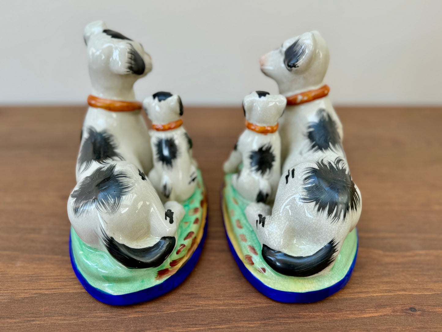 Rare Pair of Staffordshire Dogs with Puppies – Handpainted, Vintage Design