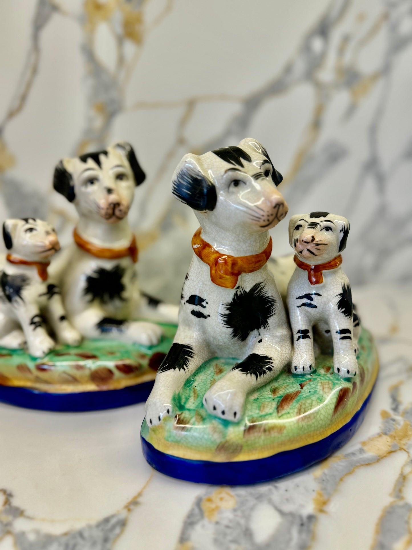 Rare Pair of Staffordshire Dogs with Puppies – Handpainted, Vintage Design