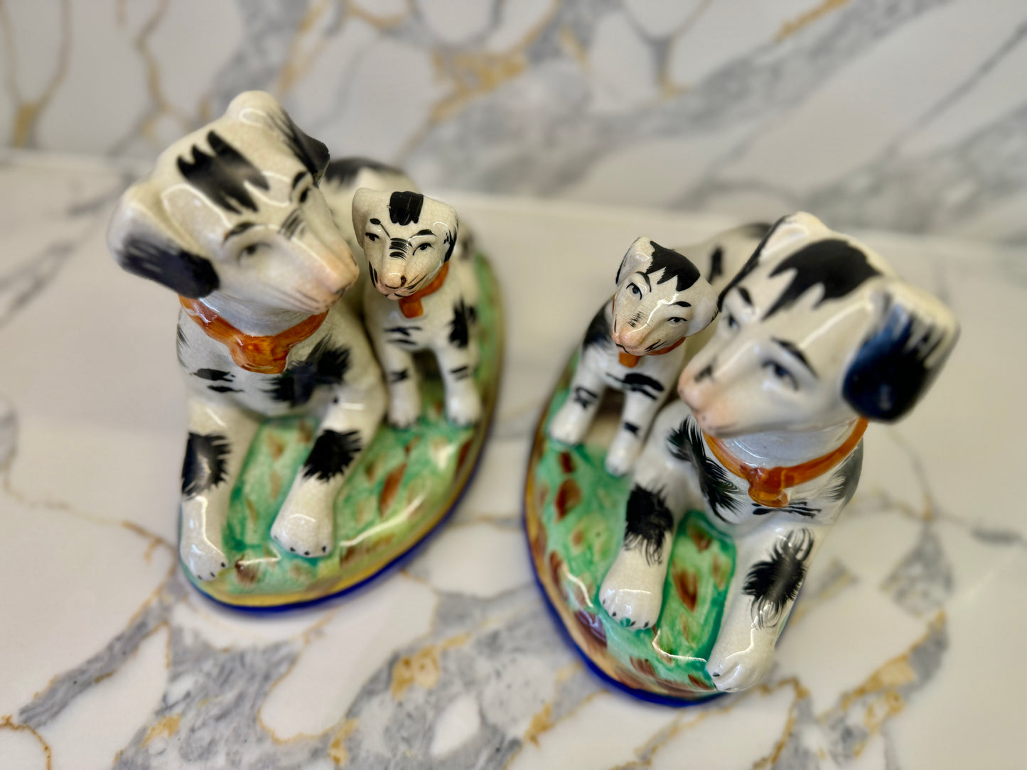 Rare Pair of Staffordshire Dogs with Puppies – Handpainted, Vintage Design