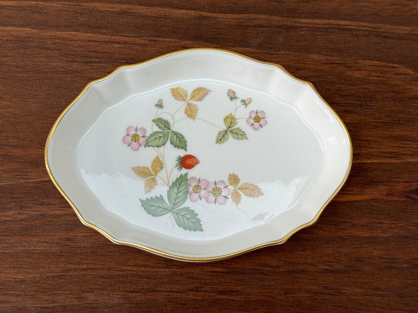 Vintage Wedgwood 'Wild Strawberry' - Oval Trinket Dish