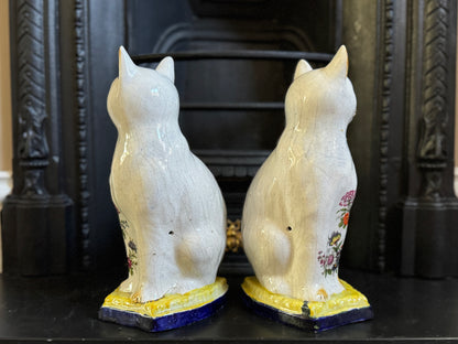 アンティーク、花柄スタッフォードシャーキャット（ペア）｜19世紀後期〜20世紀初期頃