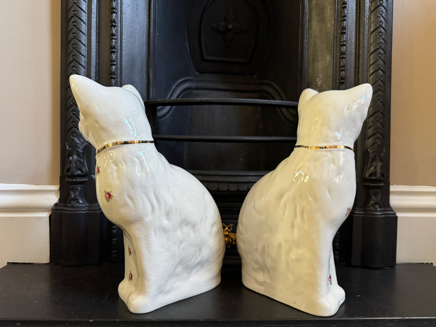 アーサー・ウッド社、スタッフォードシャーキャット（ペア）｜ローズ柄｜ミッドセンチュリー｜約29cm