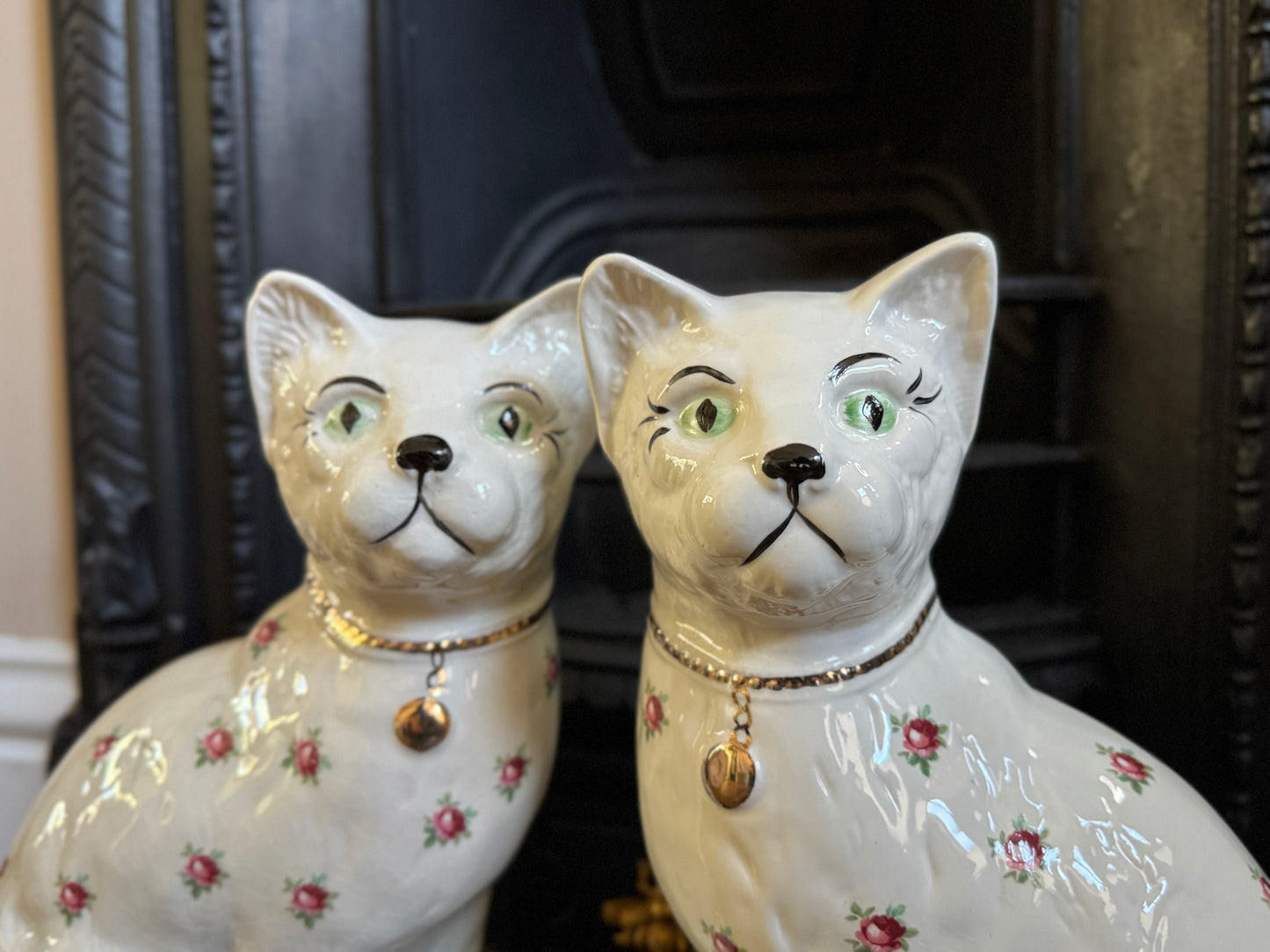 アーサー・ウッド社、スタッフォードシャーキャット（ペア）｜ローズ柄｜ミッドセンチュリー｜約29cm