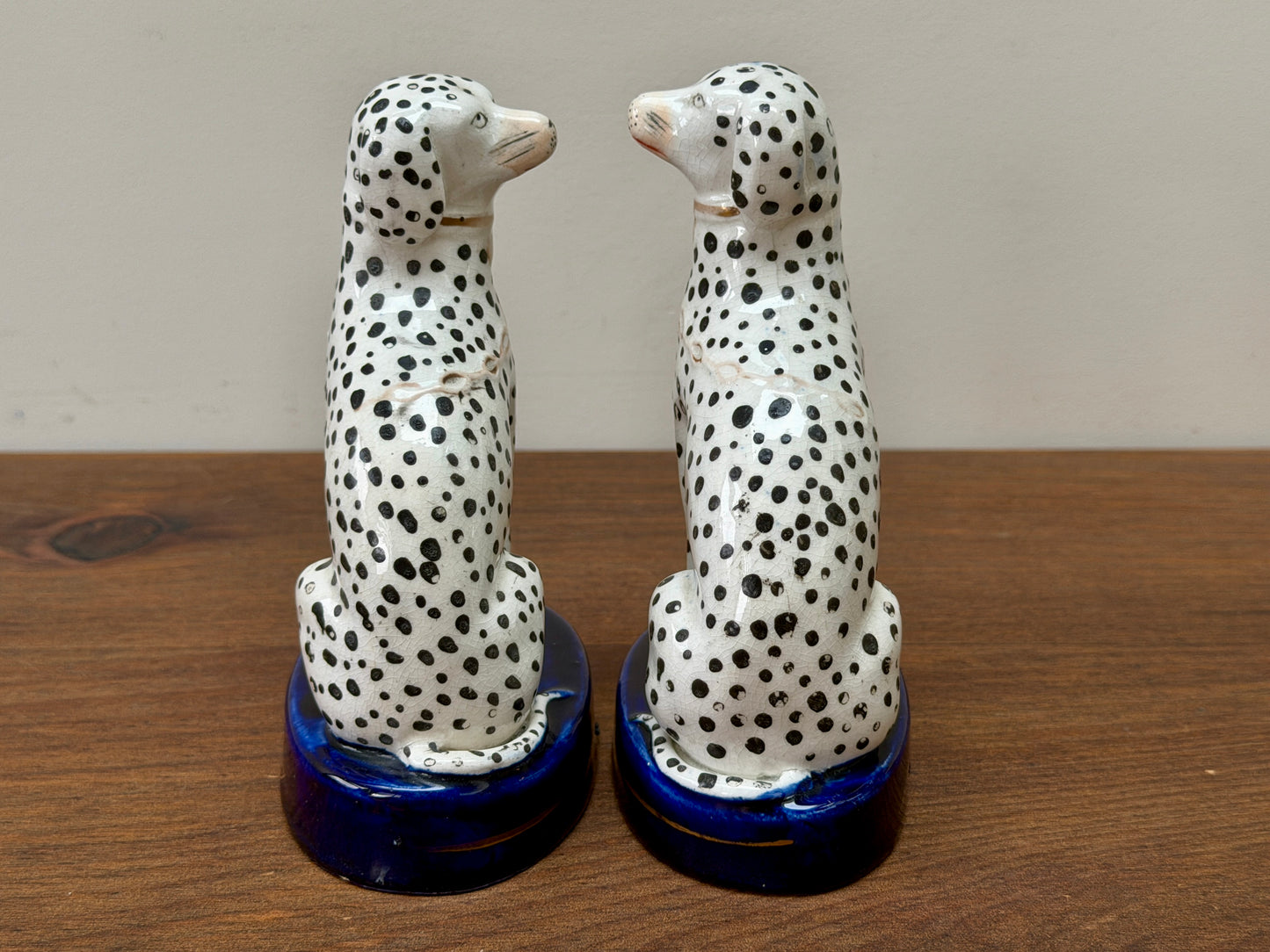 アンティーク、スタッフォードシャーのダルメシアン犬のペア｜1850年代頃