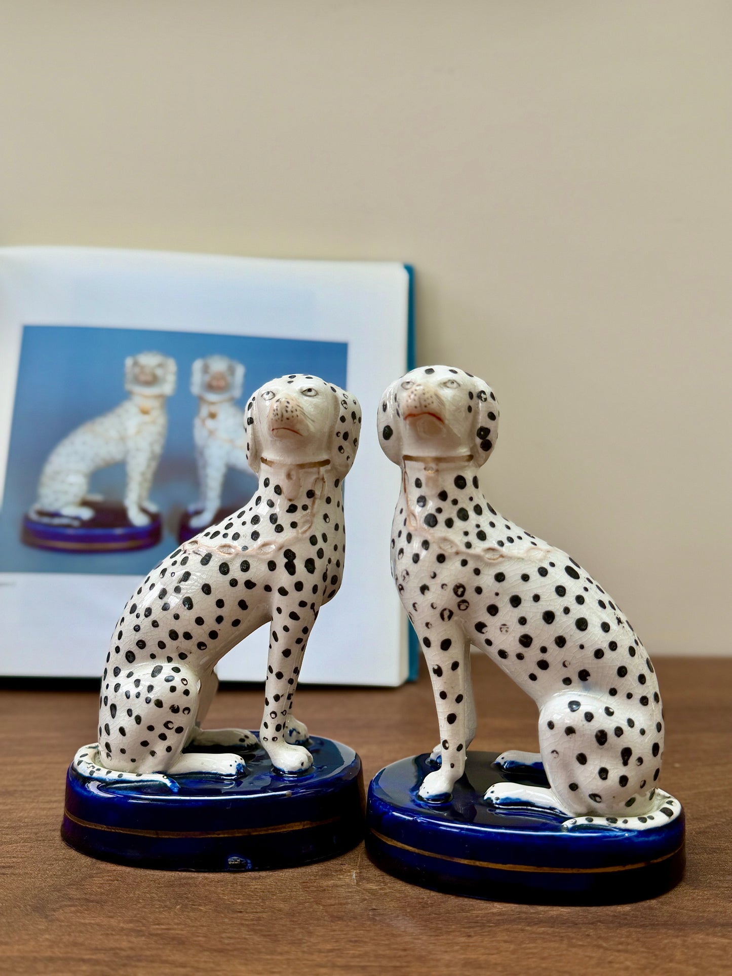 アンティーク、スタッフォードシャーのダルメシアン犬のペア｜1850年代頃