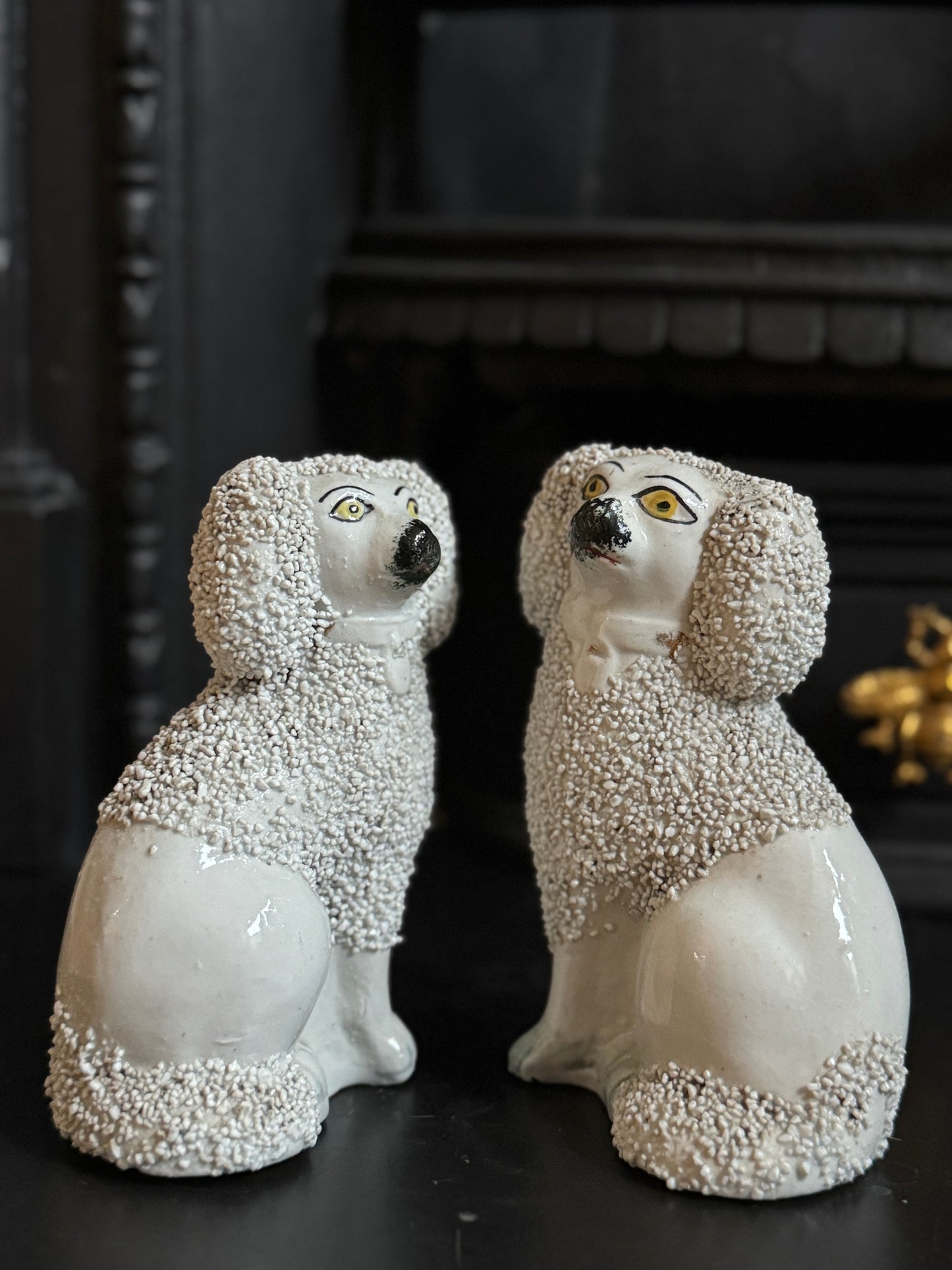 ヴィクトリア時代、スタッフォードシャードッグ・プードル（ペア）｜高さ約11cm