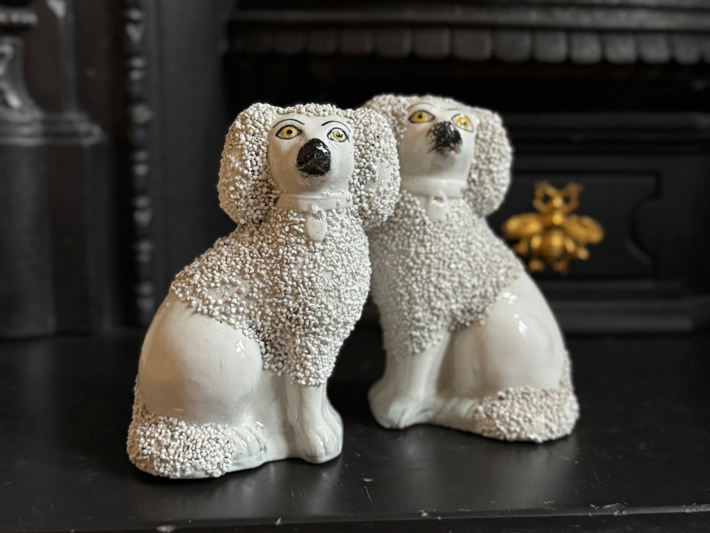 ヴィクトリア時代、スタッフォードシャードッグ・プードル（ペア）｜高さ約11cm