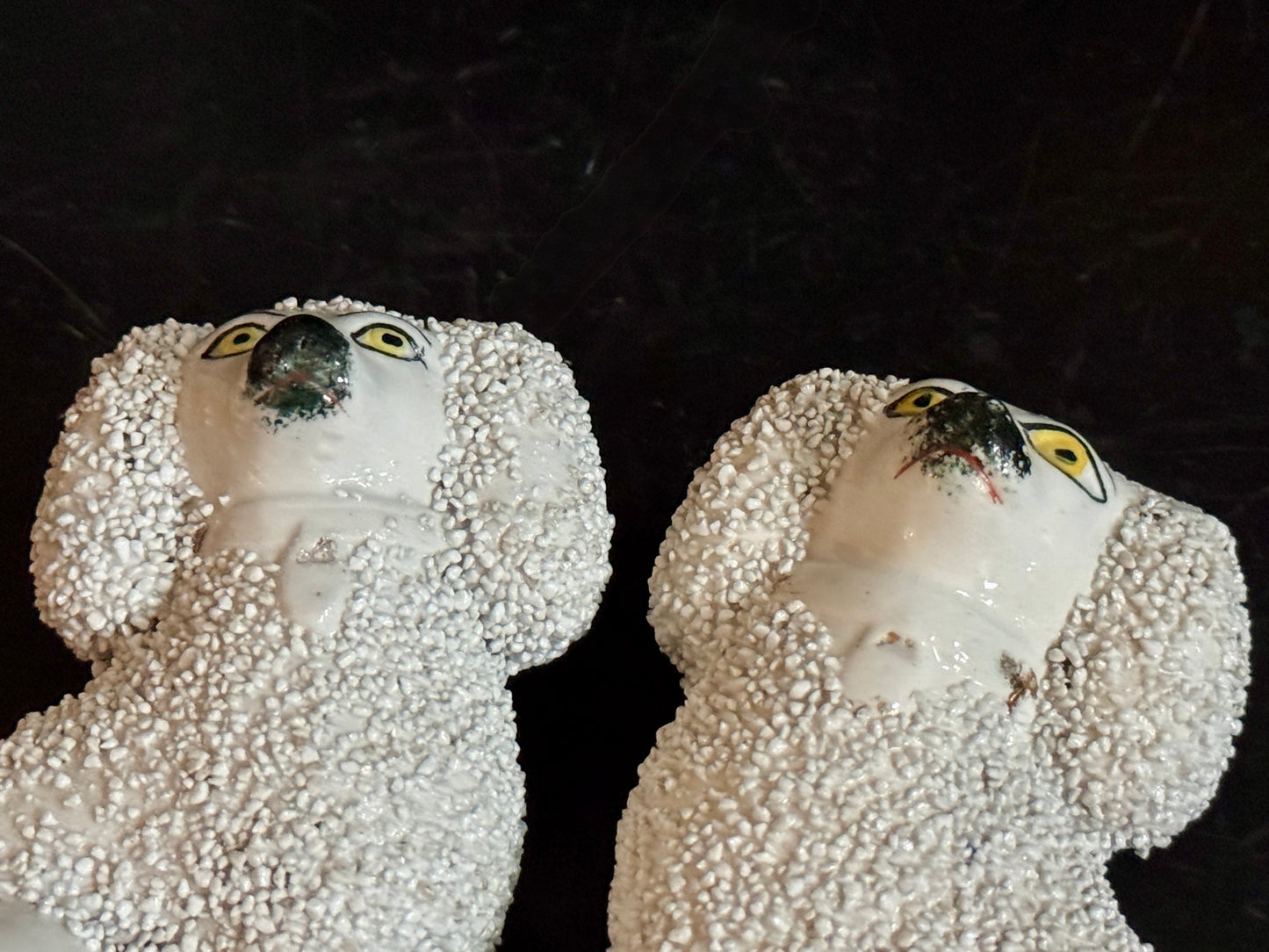 ヴィクトリア時代、スタッフォードシャードッグ・プードル（ペア）｜高さ約11cm