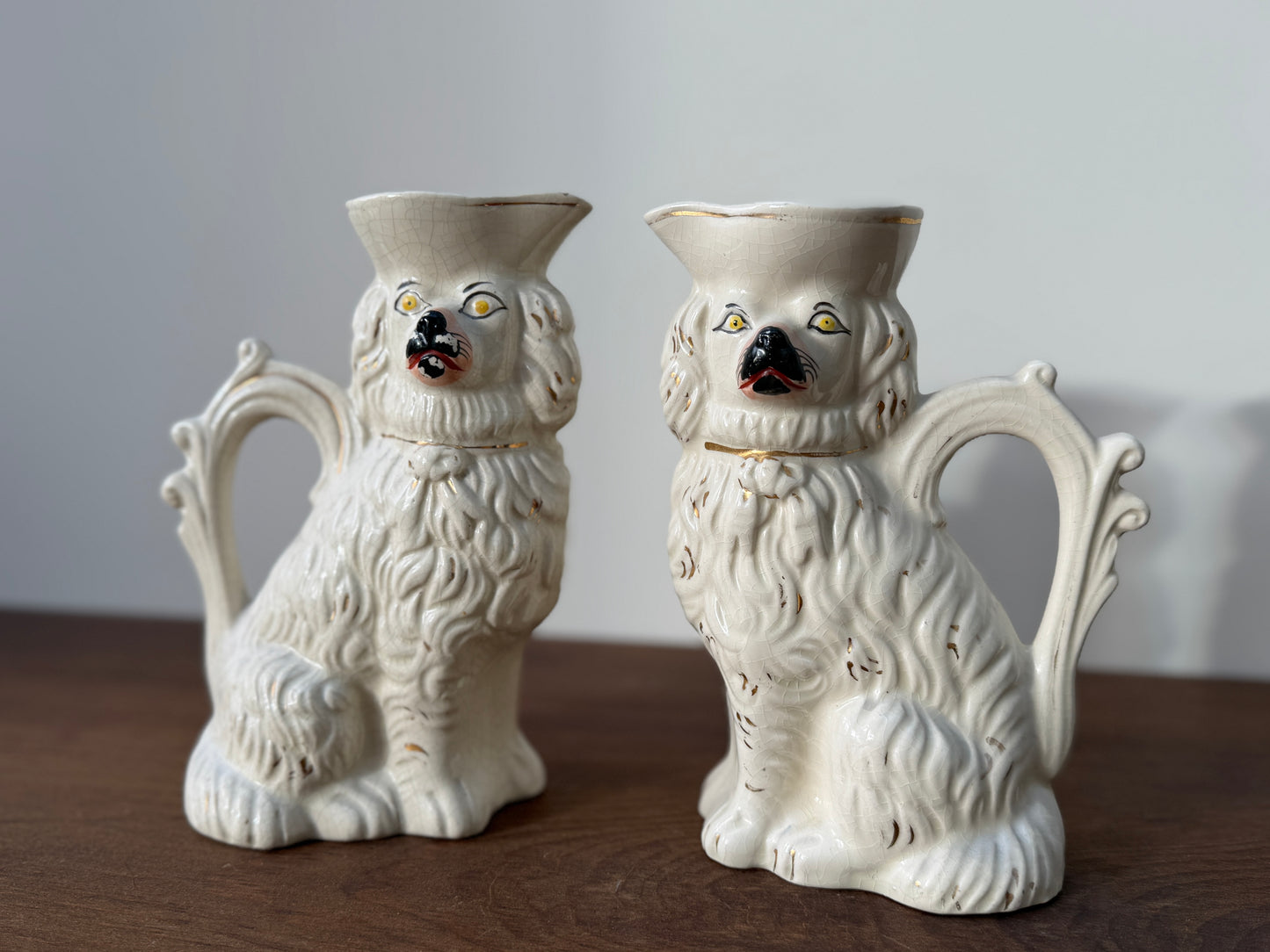 アンティーク、スタッフォードシャードッグ、スパニエルのジャグ（ペア）｜1850年頃