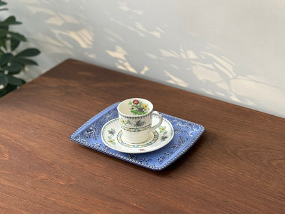 Small Vintage Tin Tray by Daher Long Island | Blue & White Chinoiserie