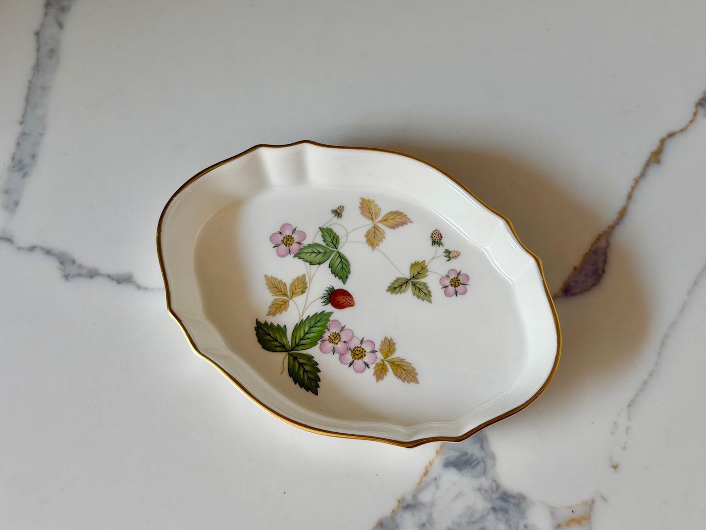 Vintage Wedgwood Wild Strawberry Bone China Leaf-Shaped Trinket Dish, Made in England