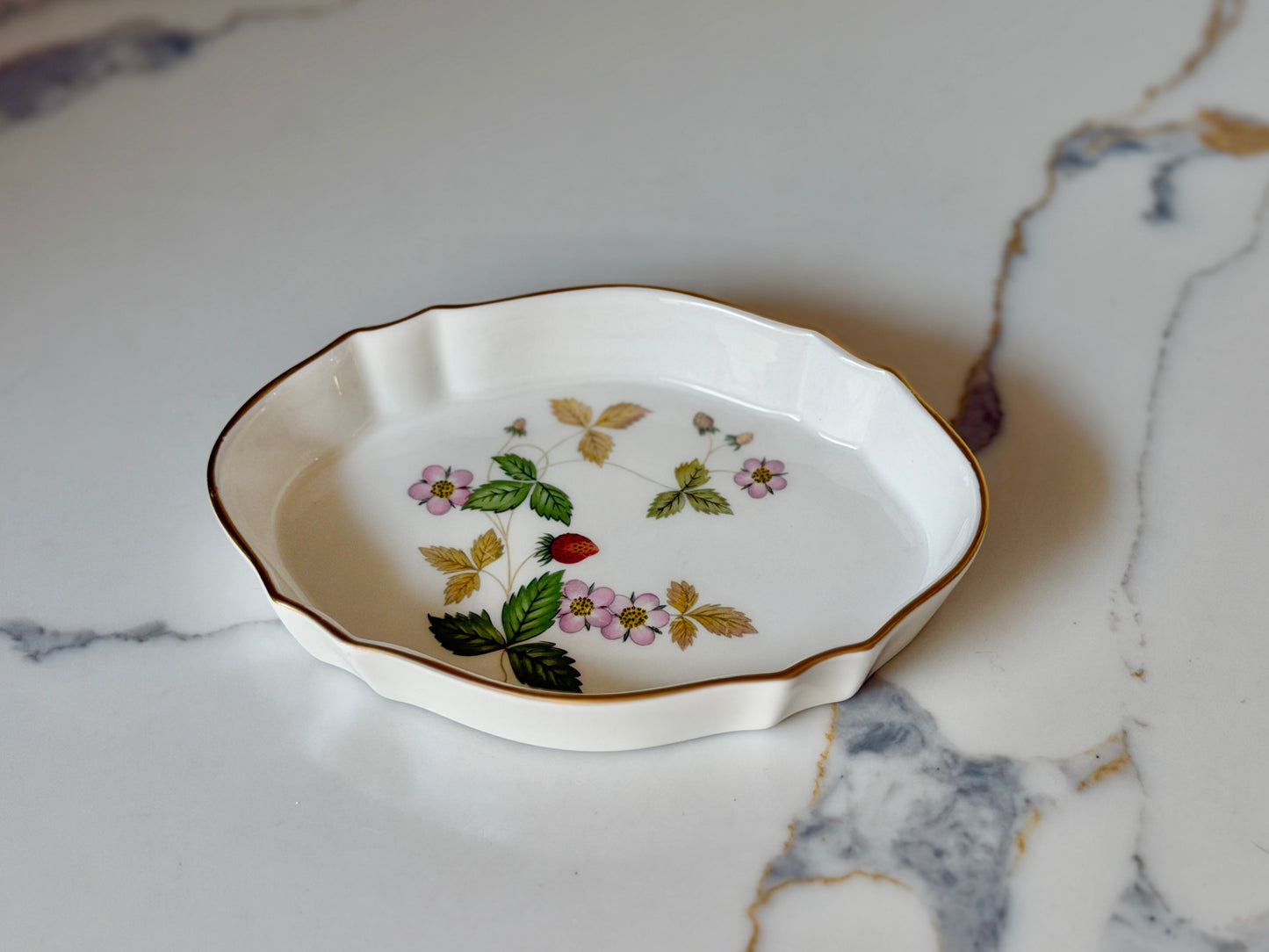 Vintage Wedgwood Wild Strawberry Bone China Leaf-Shaped Trinket Dish, Made in England