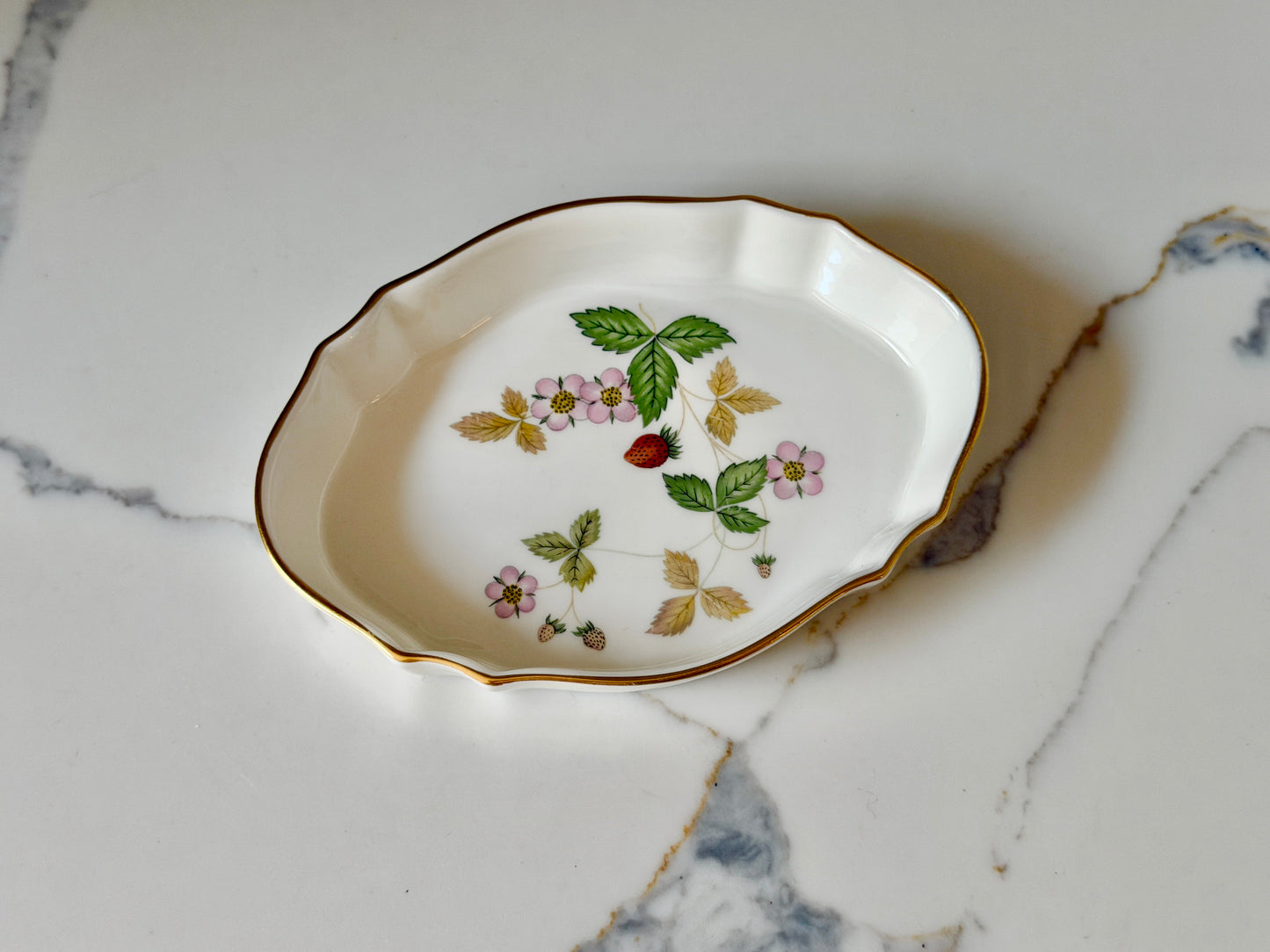 Vintage Wedgwood Wild Strawberry Bone China Leaf-Shaped Trinket Dish, Made in England