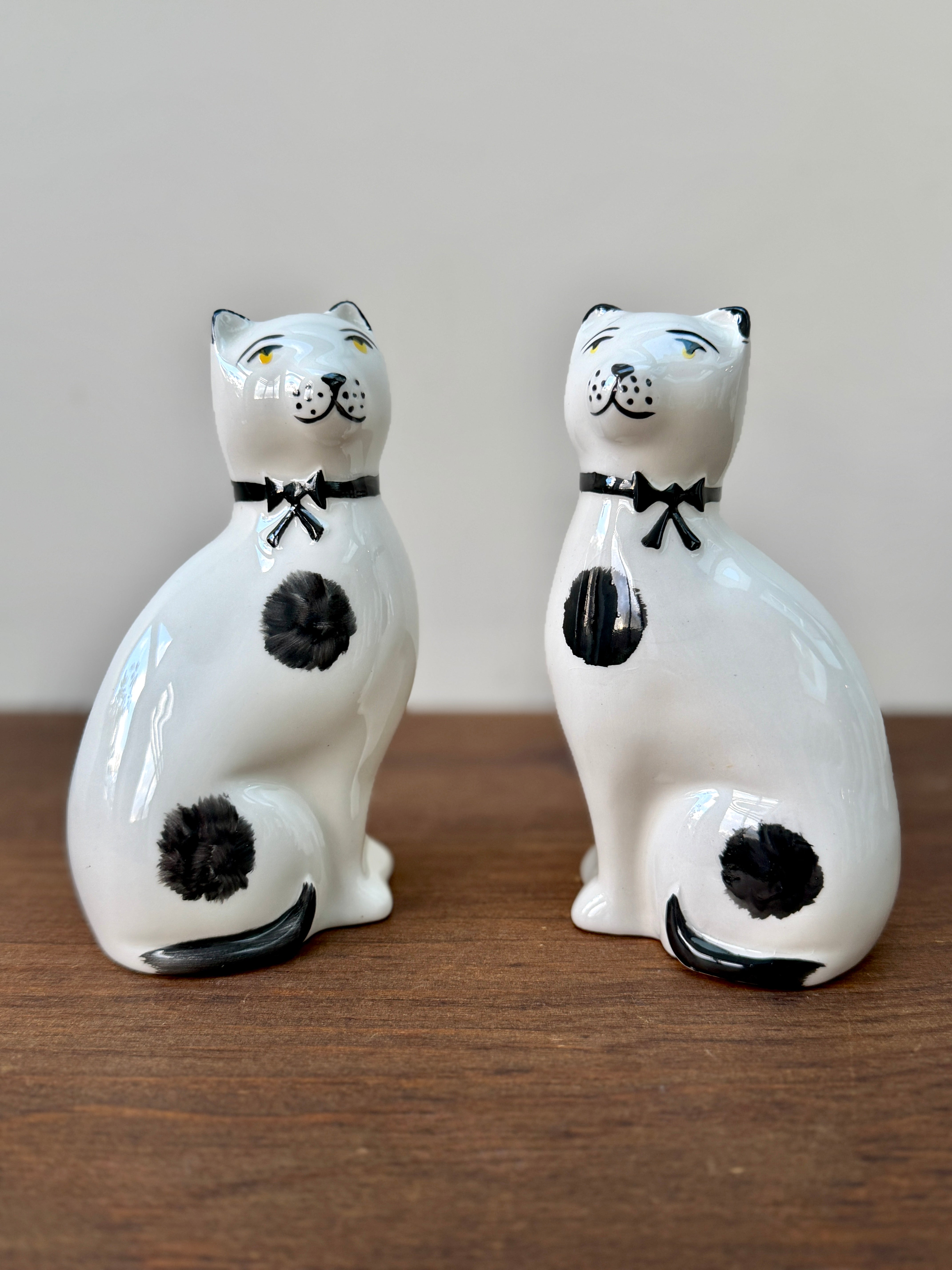 スタッフォードシャーキャット、スタッフォードシャードッグ 他