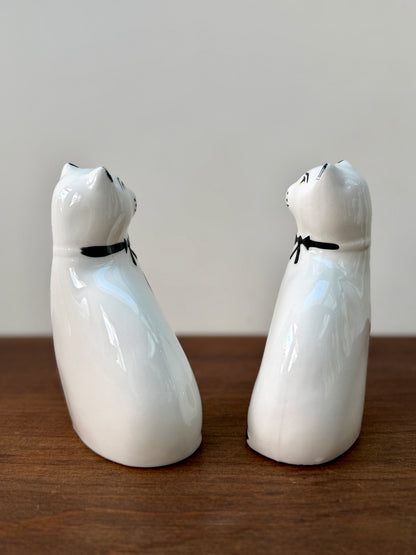 アーサー・ウッド社、ミッドセンチュリーのスタッフォードシャーキャット（ペア）